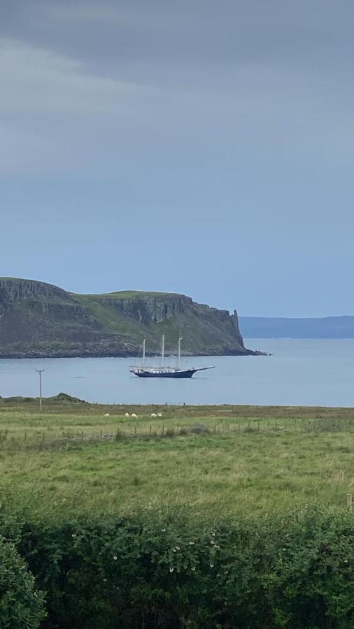 Flora'S Cliff View Villa Kilmuir  Exterior foto